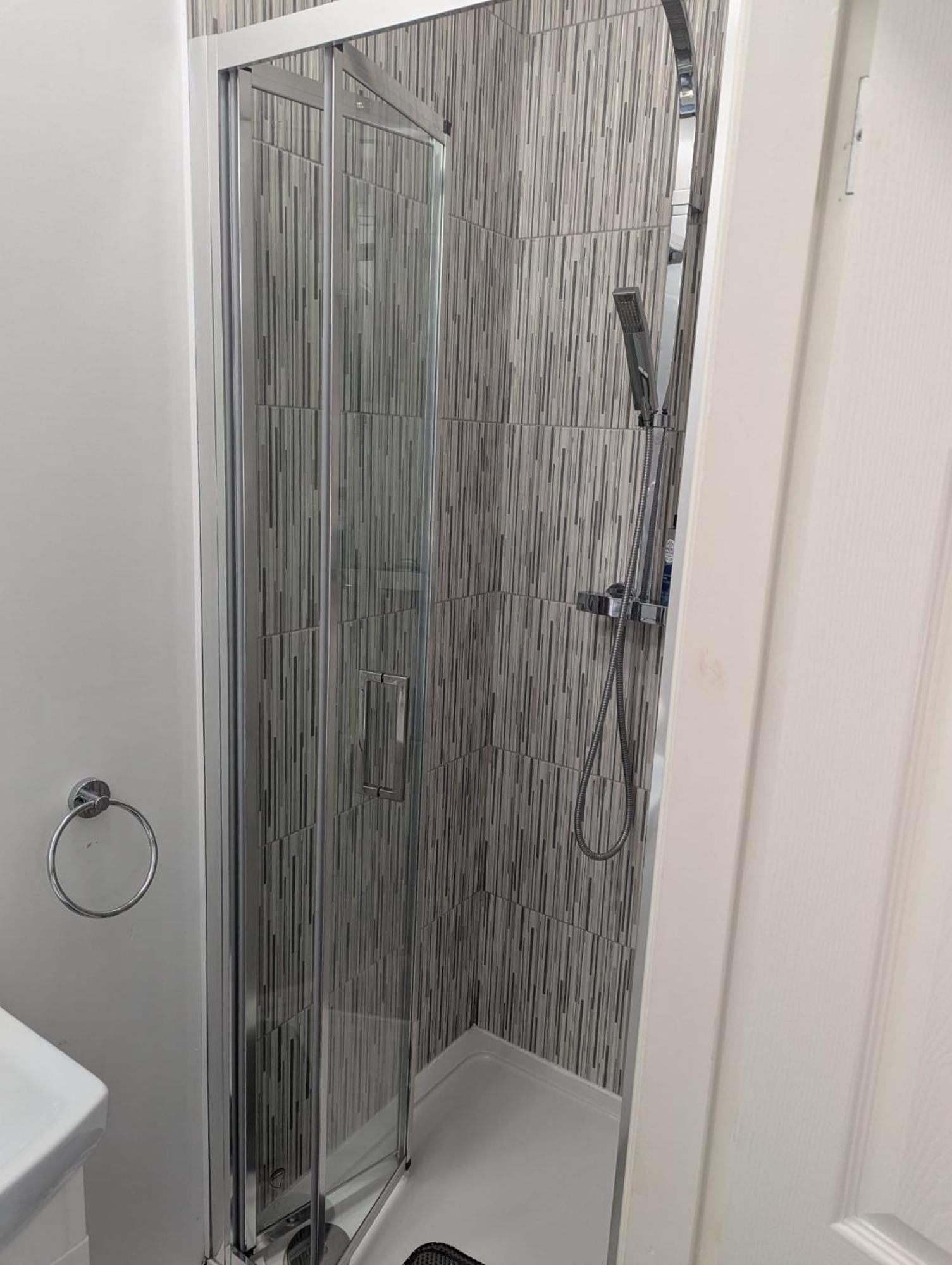Darwin Stays - Service Accommodation In Newcastle Under Lyme City Centre Bagian luar foto